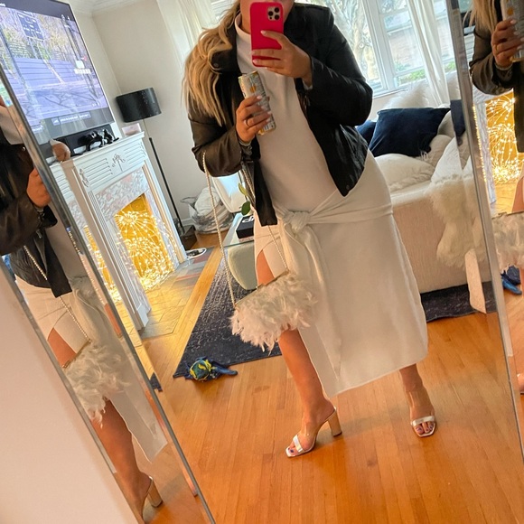 Meet your Posher, Alexa - Picture 14 of 16